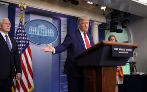 El Gobierno de Estados Unidos recomend&oacute; este viernes taparse la cara en p&uacute;blico para evitar contagios de coronavirus, aunque el presidente Donald Trump dijo que &eacute;l no seguir&aacute; esa sugerencia.