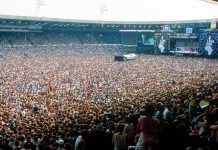 Un "Live Aid" en cuarentena: Así será el concierto global por el coronavirus La iniciativa recordará al histórico "Live Aid" de 1985, que reunió ante una audiencia millonaria a Queen, David Bowie, Bob Dylan, U2 y Madonna, entre otros, para luchar contra el hambre en África.