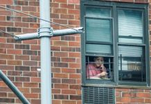 El propietario de 18 edificios en Nueva York, Mario Salerno, le ha perdonado el alquiler del mes de abril a todos sus inquilinos
