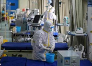Puerto Rico ve con preocupaci&oacute;n el aumento de m&eacute;dicos contagiados por coronavirus, problema que amenaza a un sistema sanitario mayoritariamente privatizado