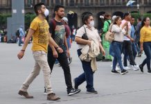 Al tiempo de informar de que el 22 % de las camas disponibles en los hospitales de México ya están ocupadas, el Gobierno mexicano reportó este sábado un total de 13.842 casos acumulados de COVID-19