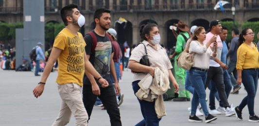 Al tiempo de informar de que el 22 % de las camas disponibles en los hospitales de México ya están ocupadas, el Gobierno mexicano reportó este sábado un total de 13.842 casos acumulados de COVID-19