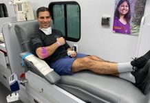 Recuperado del COVID-19, el alcalde de Miami dona plasma a paciente grave El alcalde de la ciudad de Miami, Francis Suárez, que estuvo enfermo de COVID-19 y se recuperó, se convirtió en el primer donante en Florida de plasma sanguíneo de un convaleciente de la enfermedad