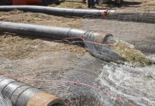 Estados Unidos suavizó este jueves su método para controlar las emisiones de sustancias tóxicas de aquellas centrales que operan con carbón o petróleo, un cambio que podría usarse en el futuro para rebajar los límites a la cantidad de contaminantes que pueden liberar esas plantas eléctricas.