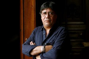El escritor, guionista y director de cine chileno Luis Sepúlveda falleció este jueves a los 70 años en un hospital de Oviedo