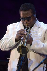 Wallace Roney, el virtuoso trompetista de jazz descrito como el &uacute;nico verdadero pupilo de Miles Davis, falleci&oacute; este martes en el estado de Nueva Jersey