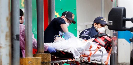 La ciudad de Nueva York ha superado este martes los 11.000 fallecidos por la COVID-19 tras el registro de más de 3.700 muertos que no habían sido incluidos en las estadísticas