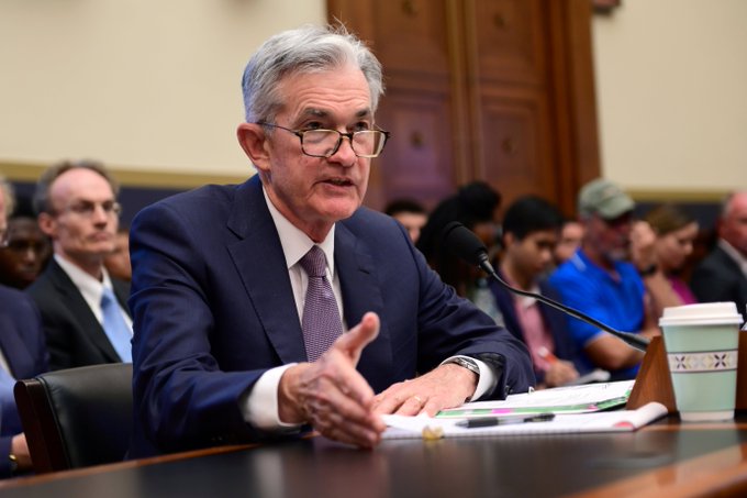La Reserva Federal (Fed) se comprometi&oacute; a mantener los tipos de inter&eacute;s entre el 0,25 % y el 0 % hasta que logre la reactivaci&oacute;n econ&oacute;mica.
