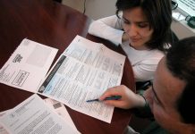 Por el momento, las autoridades federales han prorrogado dos semanas la fecha tope para cumplimentar el censo hasta el próximo 15 de agosto