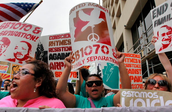 J&oacute;venes que vencieron el miedo hace 10 a&ntilde;os y organizaron marchas, vigilias y protestas contra la ley SB1070, son quienes dirigen actualmente las principales organizaciones latinas y ocupan destacados puestos pol&iacute;ticos.