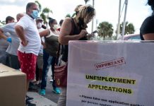 Más de 3,8 millones de personas en Estados Unidos solicitaron la semana pasada las prestaciones del subsidio por desempleo, con lo que son ya casi 30 millones quienes lo han hecho en seis semanas