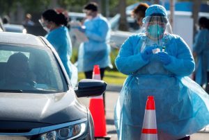 El n&uacute;mero de casos confirmados del nuevo coronavirus en Florida subi&oacute; este jueves a 22.897 y las muertes a 636, lo que significa 816 nuevos casos en las &uacute;ltimas 24 horas