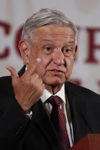 El presidente de M&eacute;xico, Andr&eacute;s Manuel L&oacute;pez Obrador, asegur&oacute; este viernes que su pa&iacute;s se ha sumado al pacto de la OPEP+ para reducir la producci&oacute;n de petr&oacute;leo pero con una disminuci&oacute;n de solo 100.000 barriles diarios
