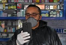 La empresa vietnamita de telefonía móvil Vsmart, perteneciente al grupo Vingroup, dispondrá de una tecnología de reconocimiento facial que identifica al usuario sin que se quite la mascarilla sanitaria