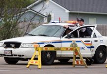 Al menos 17 personas, entre ellas una agente de la Policía, perdieron la vida en un tiroteo ocurrido en una comunidad rural en el este de Canadá