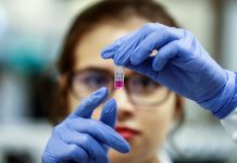 La vacuna contra el ébola ha permitido una "aceleración sin precedentes" en el desarrollo de la vacuna contra el COVID-19