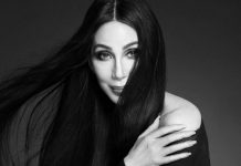 Cher alaba el español tras "Chiquitita": es un idioma maravilloso para ayudar Cher