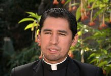 El sacerdote boliviano Rolando Laime