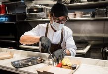 "Haizea": el restaurante español que florece en Nueva York en plena pandemia Chef español Mikel de Luis