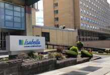 Nueva York supera los 4.800 decesos por COVID-19 en centros geriátricos