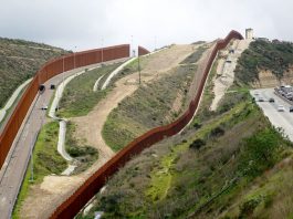 Miles se oponen al muro de Trump por ser amenaza al medioambiente en Arizona muro de trump