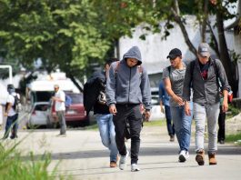 Médicos Sin Fronteras pide frenar deportaciones desde EE.UU. por el COVID-19 inmigrantes