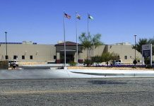 Inmigrante de 74 años se suicida en centro de detención en California centro de detención de Mesa Verde