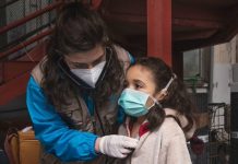 niños con covid-19