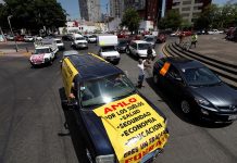 Cientos de mexicanos protestan contra López Obrador en varias ciudades protestan contra López Obrador (5)