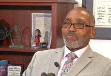 Florida paga millonaria suma a exprisionero exonerado tras 43 años de cárcel Clifford Williams