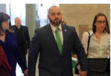 Suspendido un policía de Nueva York por usar una llave de estrangulamiento David Afanador