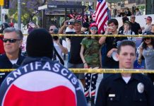 Trump designa oficialmente como "terrorista" al movimiento Antifa de EE.UU. La Antifa