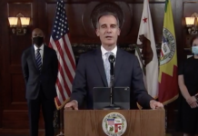 El alcalde de Los Ángeles, Eric Garcetti.