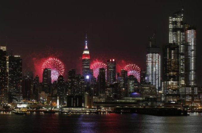 Nueva York por el uso diario de fuegos artificiales