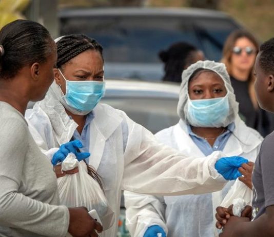 Racismo contra hispanos y afroamericanos se extiende a medicina Racismo