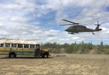 Retiran autobús de libro "Into the wild" para evitar más rescates en Alaska Retiran autobús de libro Into the wild