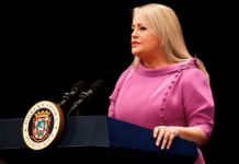 Gobernadora de Puerto Rico promete bono navideño y defender pensiones Wanda Vázquez