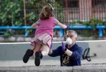 Millones de niños podrían perder seguro médico, los latinos en mayor riesgo