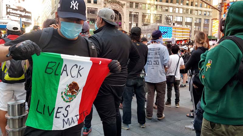 latinos y black lives matter