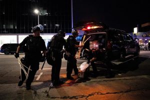 polic&iacute;as en protestas