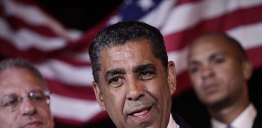 Adriano Espaillat