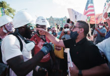 Manifestación a favor del NYPD finaliza en violencia Black Lives Matter