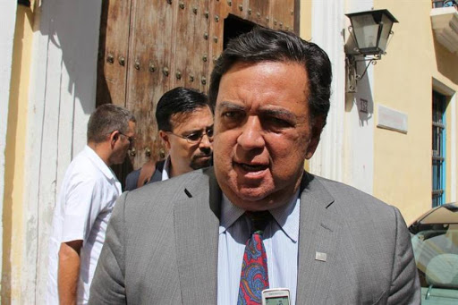 Exgobernador Richardson viaja a Caracas para reunirse con Maduro Bill Richardson