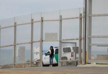 Capturan a coyote en contrabando de migrantes y un difunto.