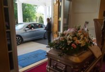 Funerarias de California.