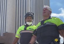 Jefe de Departamento de Policía de Nueva York es herido en nuevos disturbios