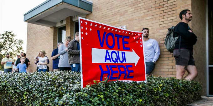 Latinos en situaci&oacute;n precaria en Estados Unidos encaran elecci&oacute;n crucial.
