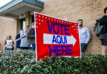 Latinos en situación precaria en Estados Unidos encaran elección crucial.
