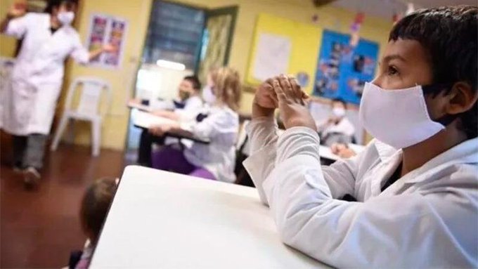 Nos toca aceptar el desafío reabran las escuelas.