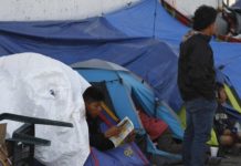 Piden a corte de apelaciones mantenga elegibilidad de asilo en frontera.